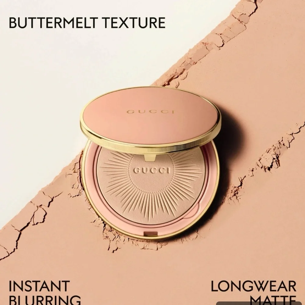NIBGucci Matte Powder in Luxurious Pink and Gold n 11.5